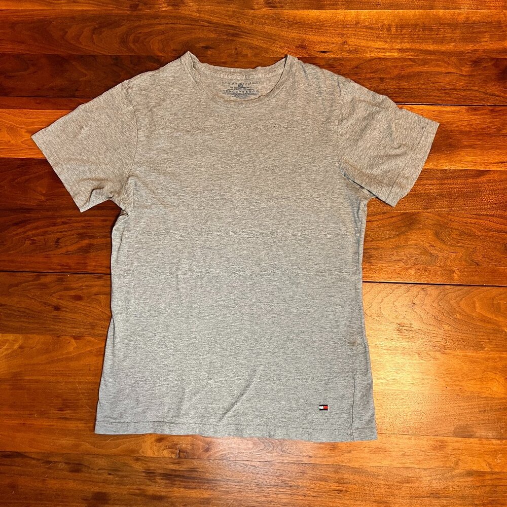 Tommy Hilfiger TShirt - Gray - Medium